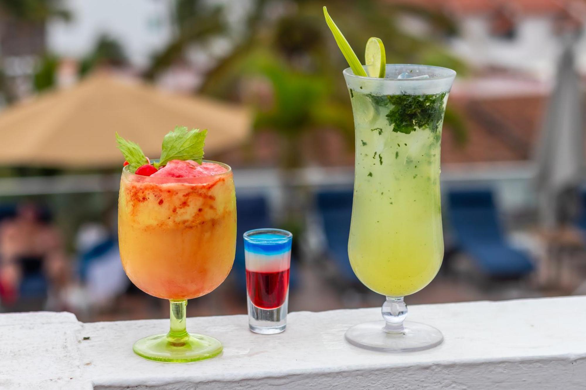 The Paramar Beachfront Boutique Hotel With Breakfast Included - Downtown Malecon Puerto Vallarta Eksteriør bilde