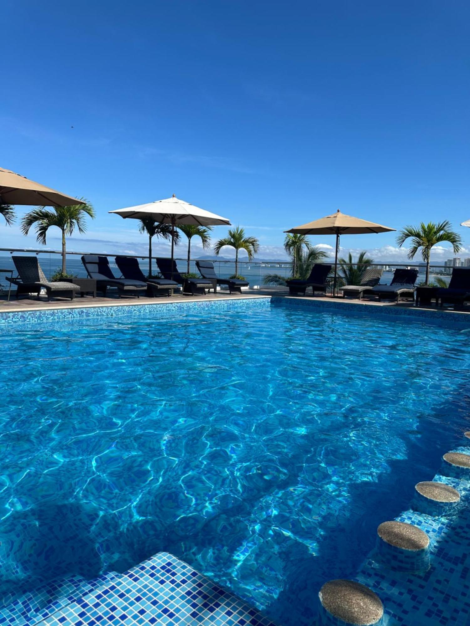 The Paramar Beachfront Boutique Hotel With Breakfast Included - Downtown Malecon Puerto Vallarta Eksteriør bilde