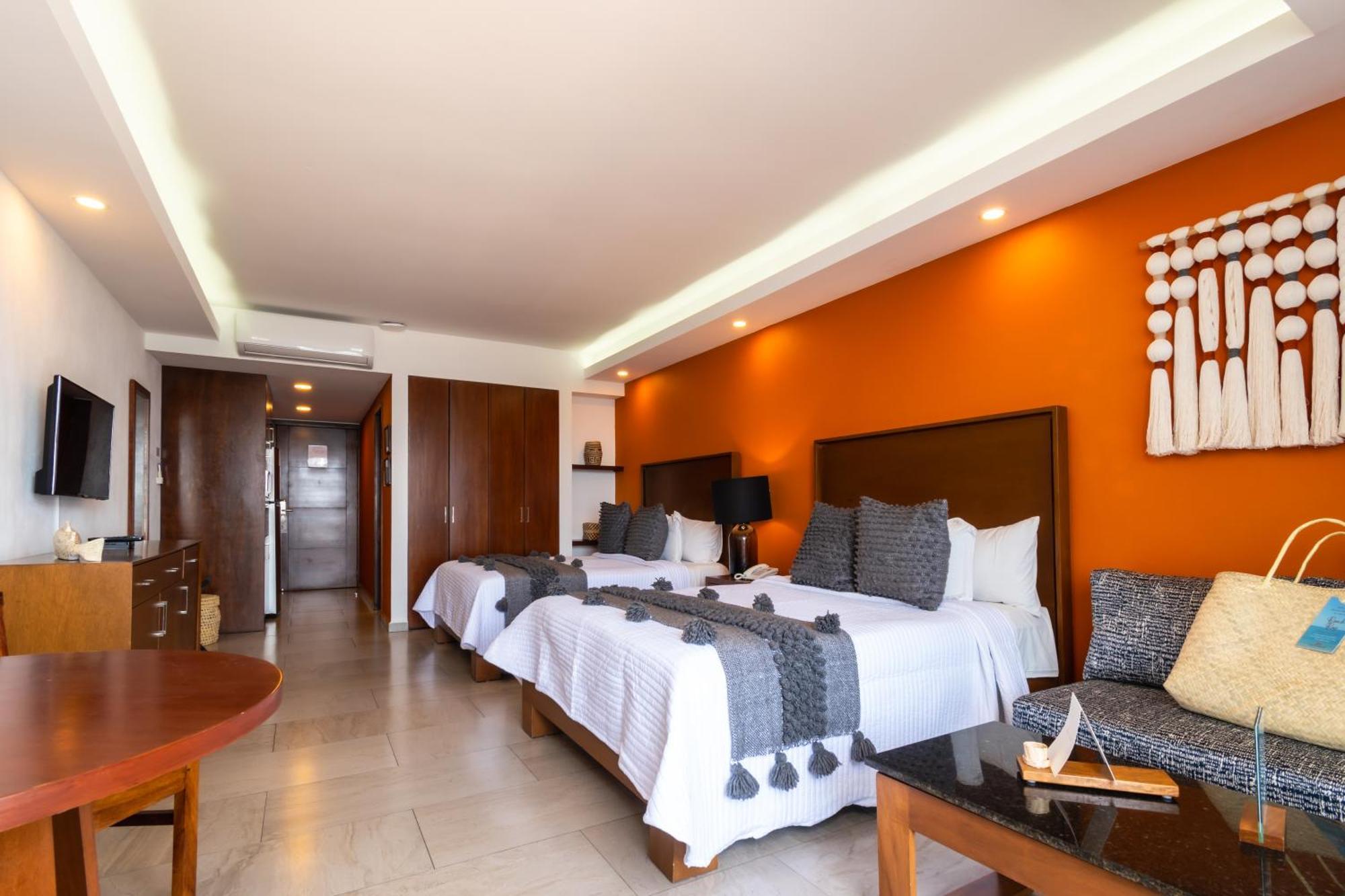 The Paramar Beachfront Boutique Hotel With Breakfast Included - Downtown Malecon Puerto Vallarta Eksteriør bilde