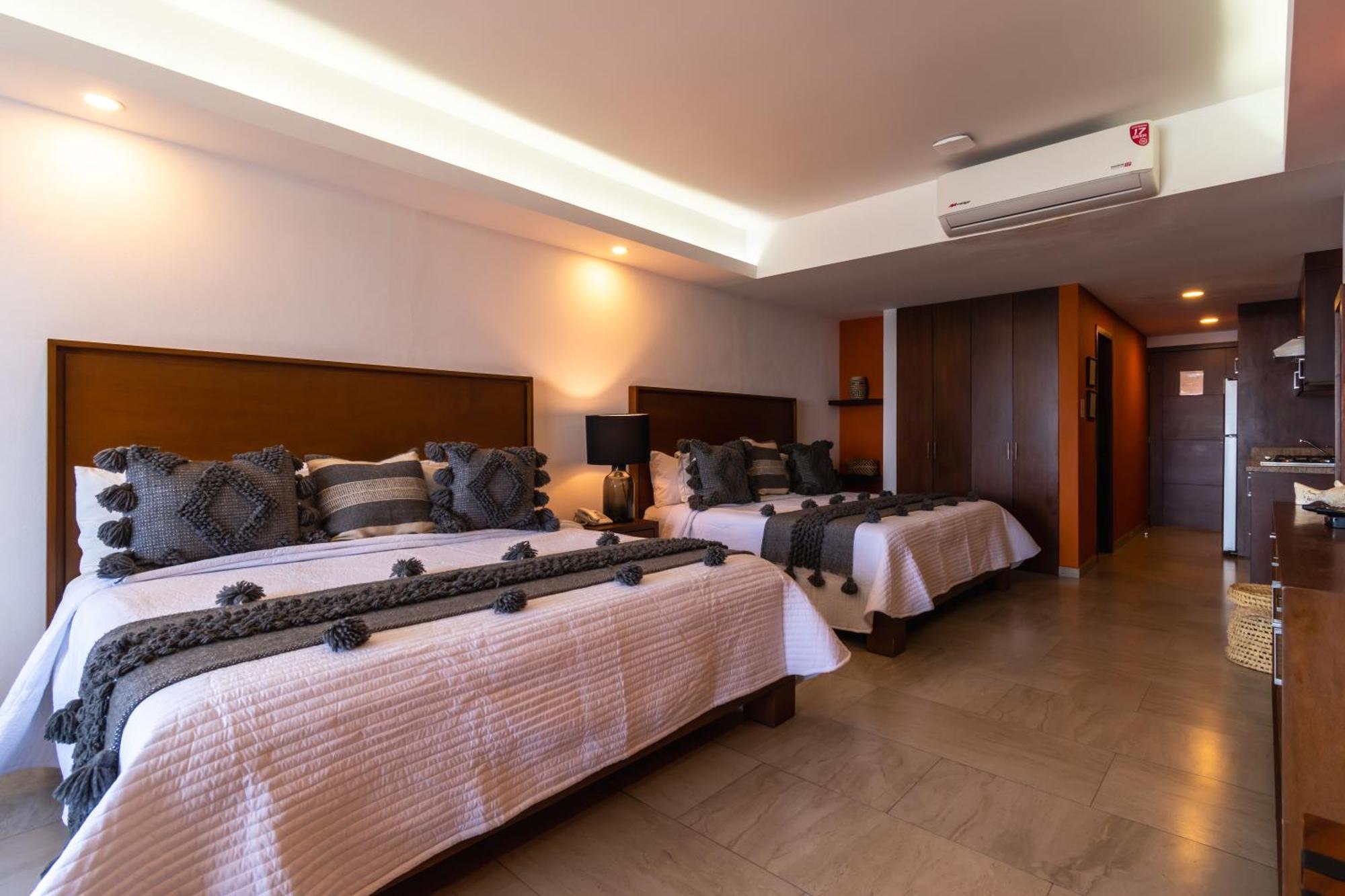 The Paramar Beachfront Boutique Hotel With Breakfast Included - Downtown Malecon Puerto Vallarta Eksteriør bilde