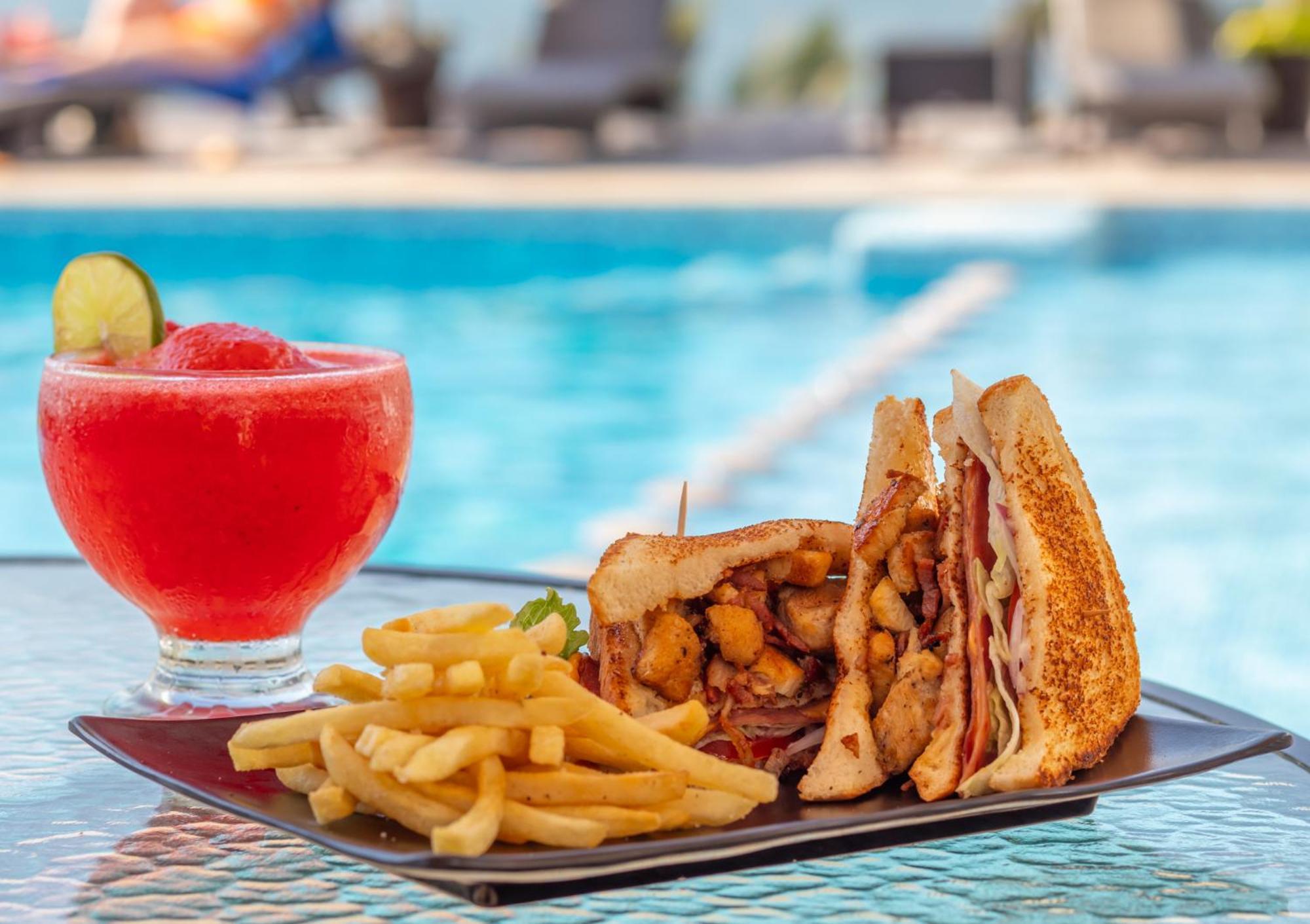 The Paramar Beachfront Boutique Hotel With Breakfast Included - Downtown Malecon Puerto Vallarta Eksteriør bilde