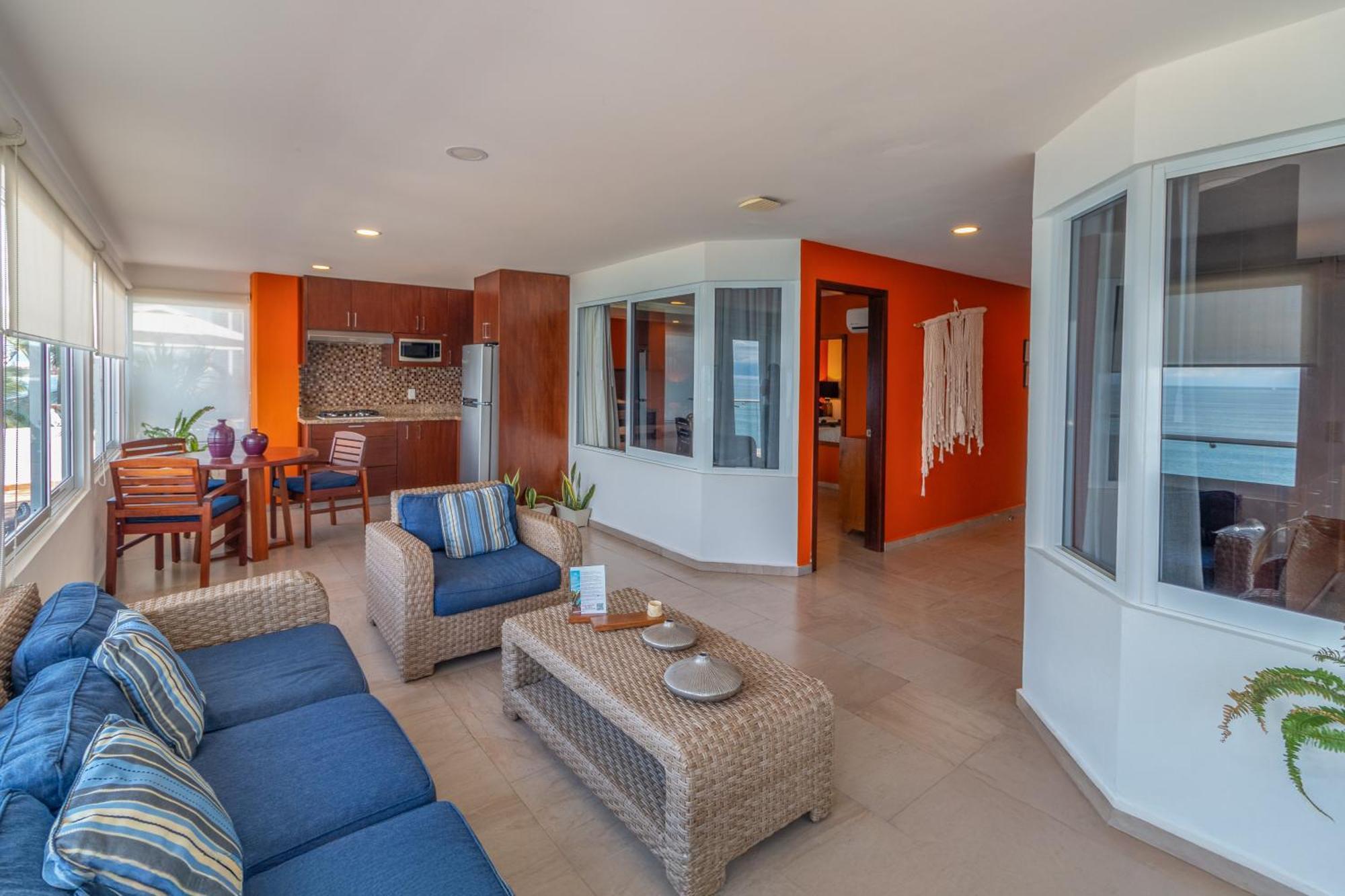 The Paramar Beachfront Boutique Hotel With Breakfast Included - Downtown Malecon Puerto Vallarta Rom bilde