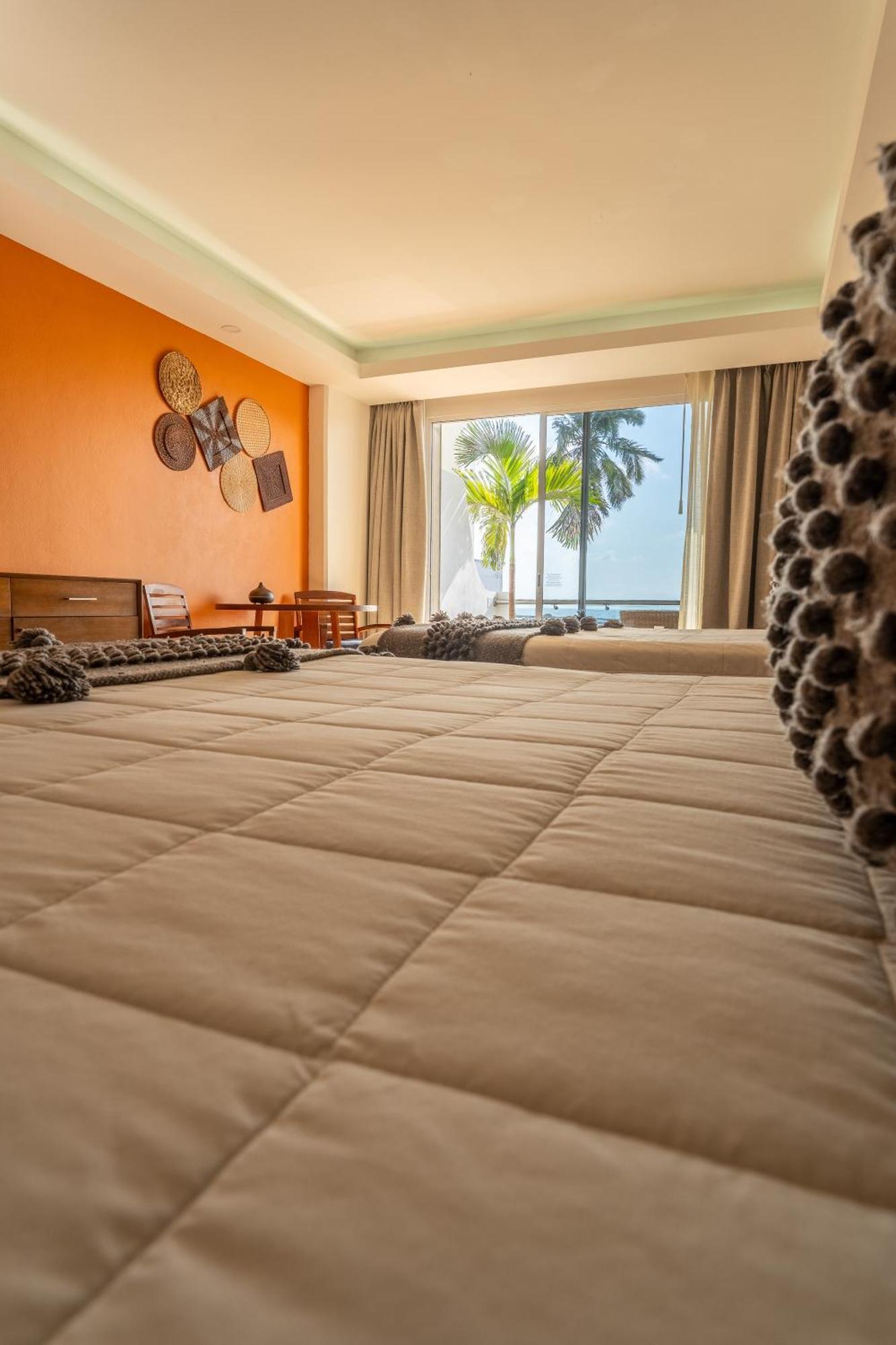 The Paramar Beachfront Boutique Hotel With Breakfast Included - Downtown Malecon Puerto Vallarta Eksteriør bilde